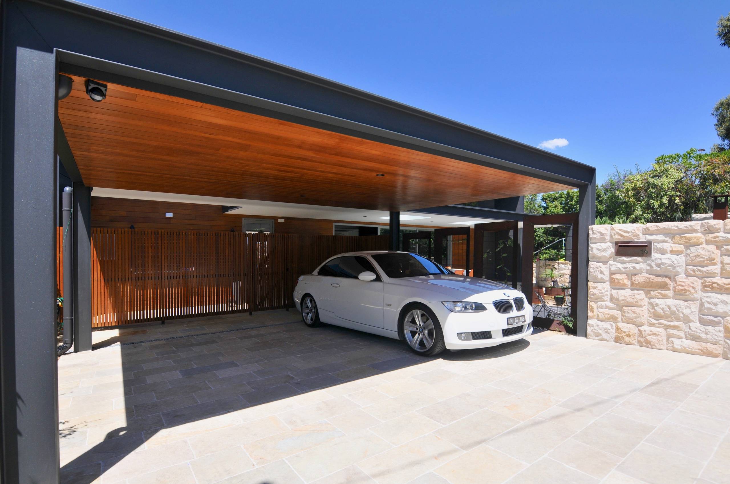 75 Beautiful Modern Garage Ideas & Designs - June 2026 | Houzz AU