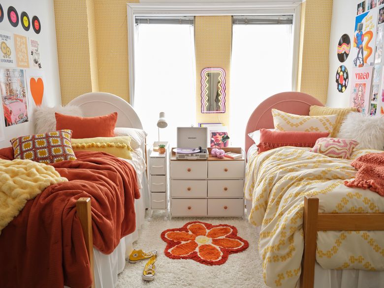9 tips from decor experts for a comfortable and functional dorm room | The Seattle Times