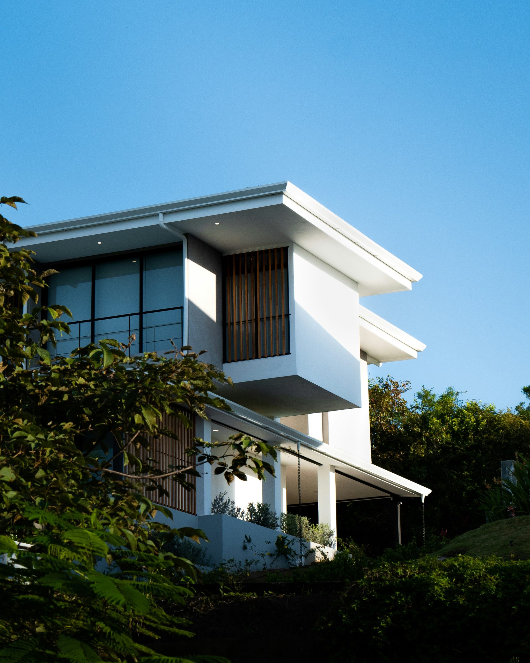 a white building with a lot of windows on it