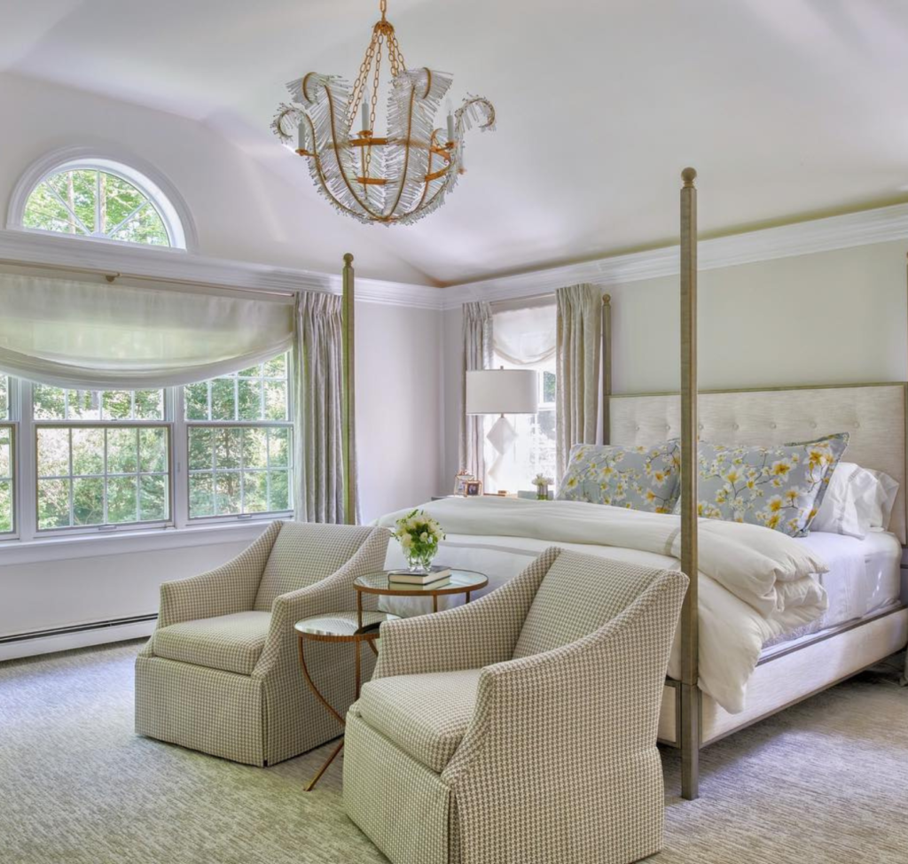 Bedroom Chandelier Ideas That Create an Elegant Atmosphere