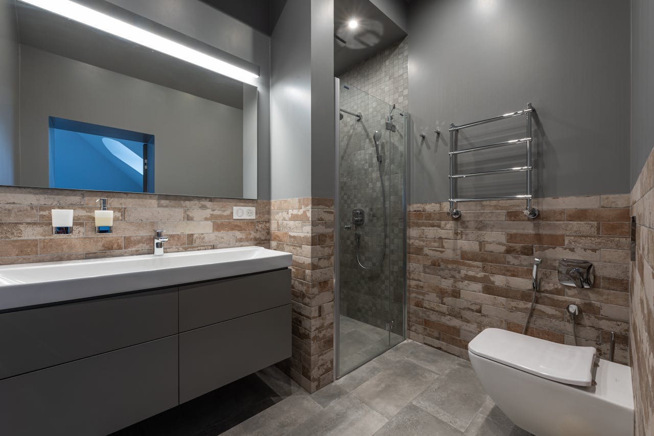 Best Tiles for Your Bathroom Floor in 2026 | Express Tiling