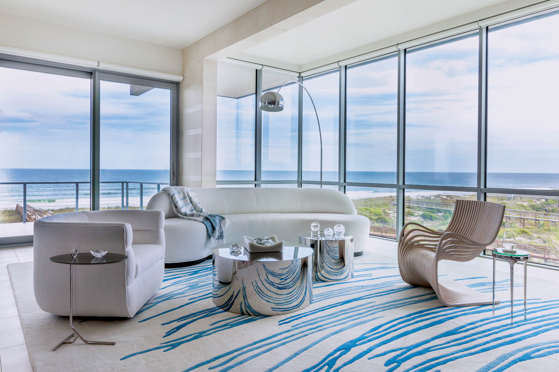 Coastal Sophistication Redefined: Amelia Island Interior Design