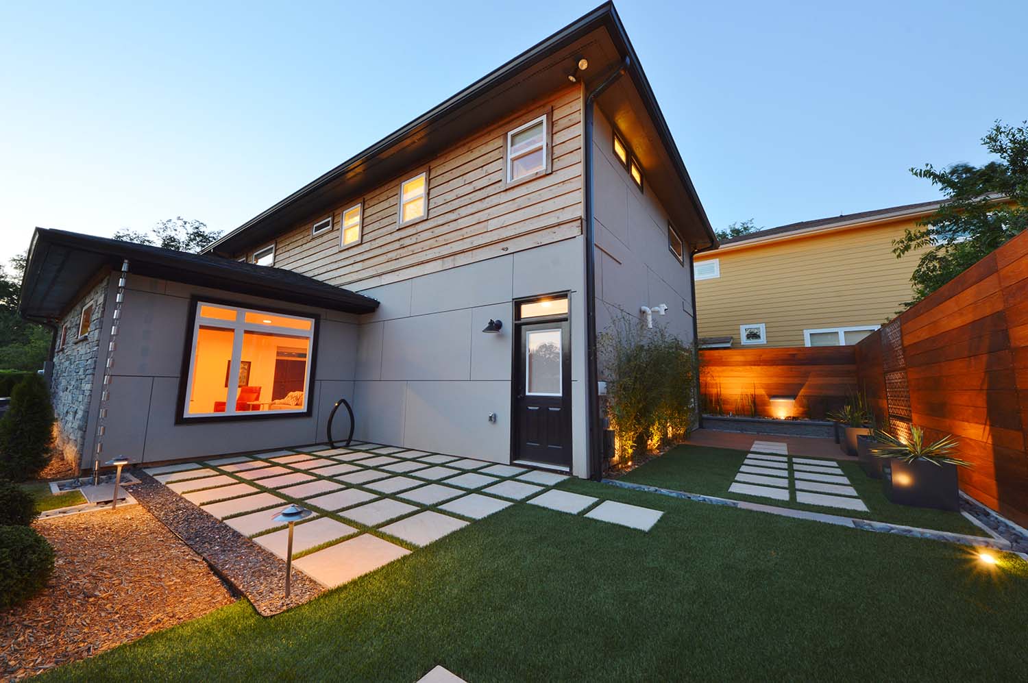 Contemporary Sustainable Landscape Design Compliments Modern Architecture
