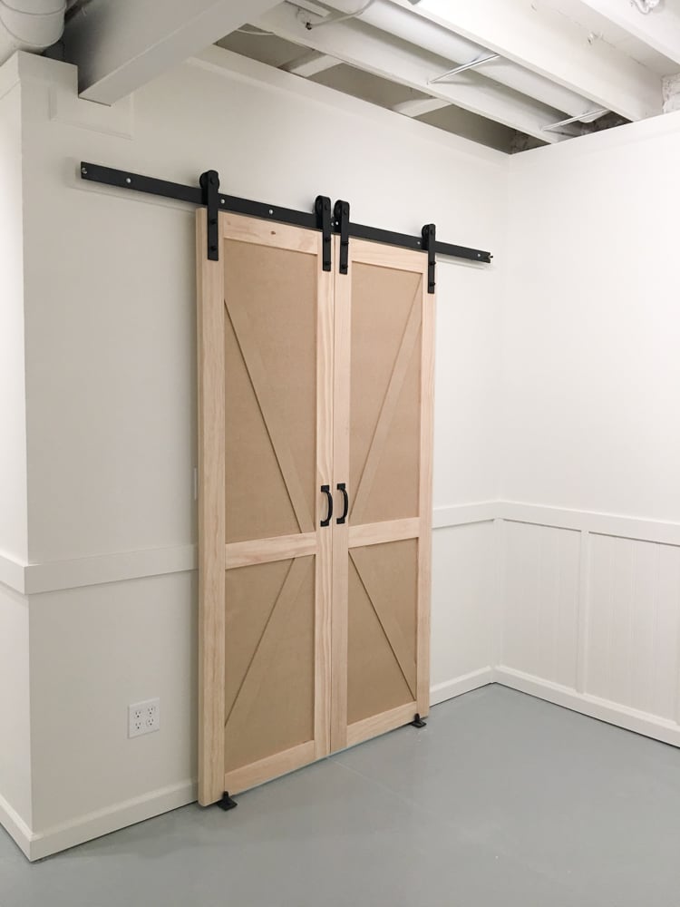 DIY Closet Barn Doors - Home DIY, Design, and Organization for Families | Sengerson
