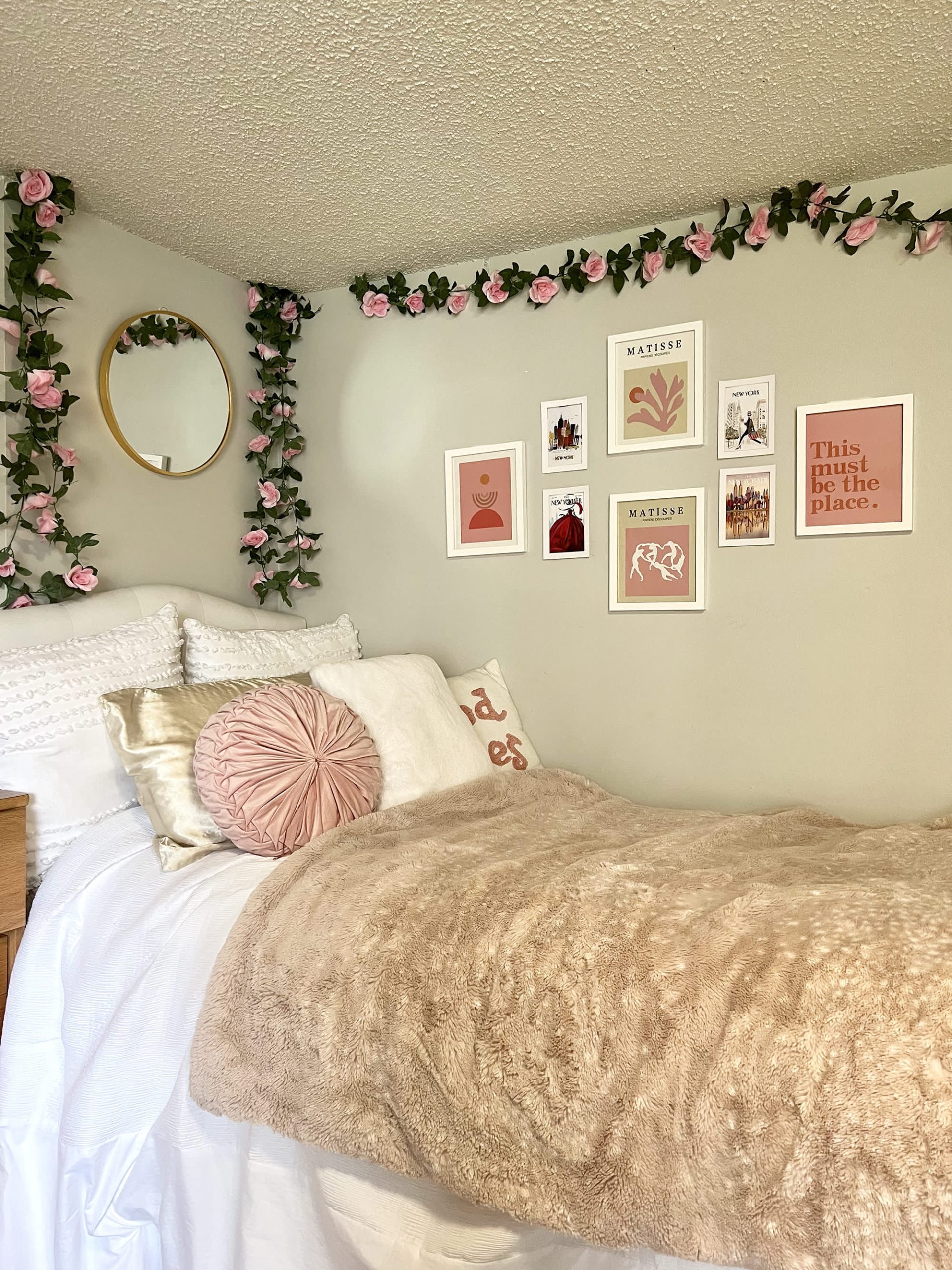 Double Dorm Room Tours from Real College Students | Dorm Therapy