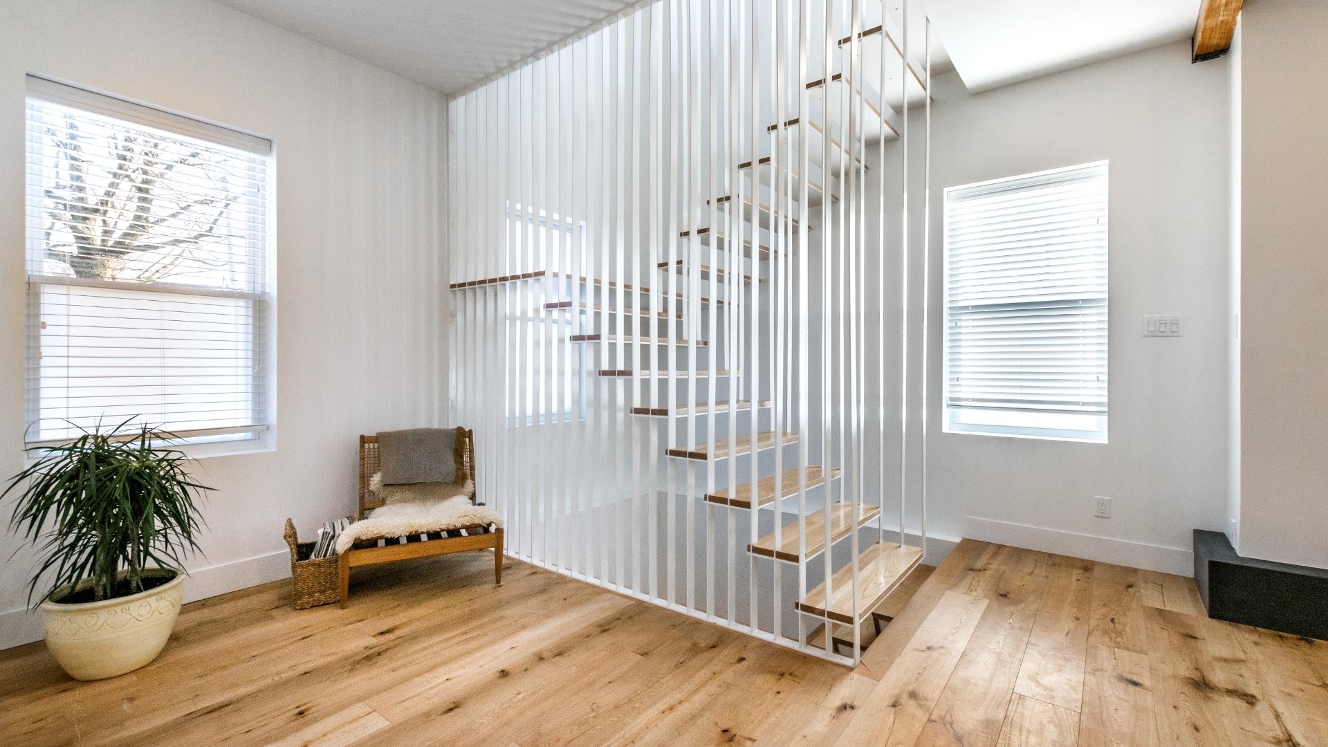Floating Stairs in 2026: A Builder's Playbook