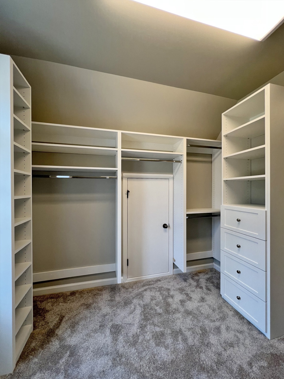 Gallery | Custom Closets | Garages | Offices | Pantries | Georgia Closet