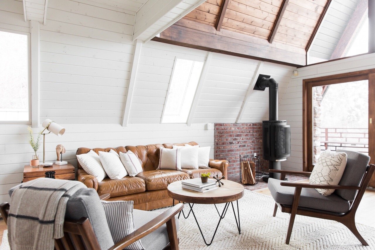 How To Decorate Home To Feel Like A Cozy Cabin
