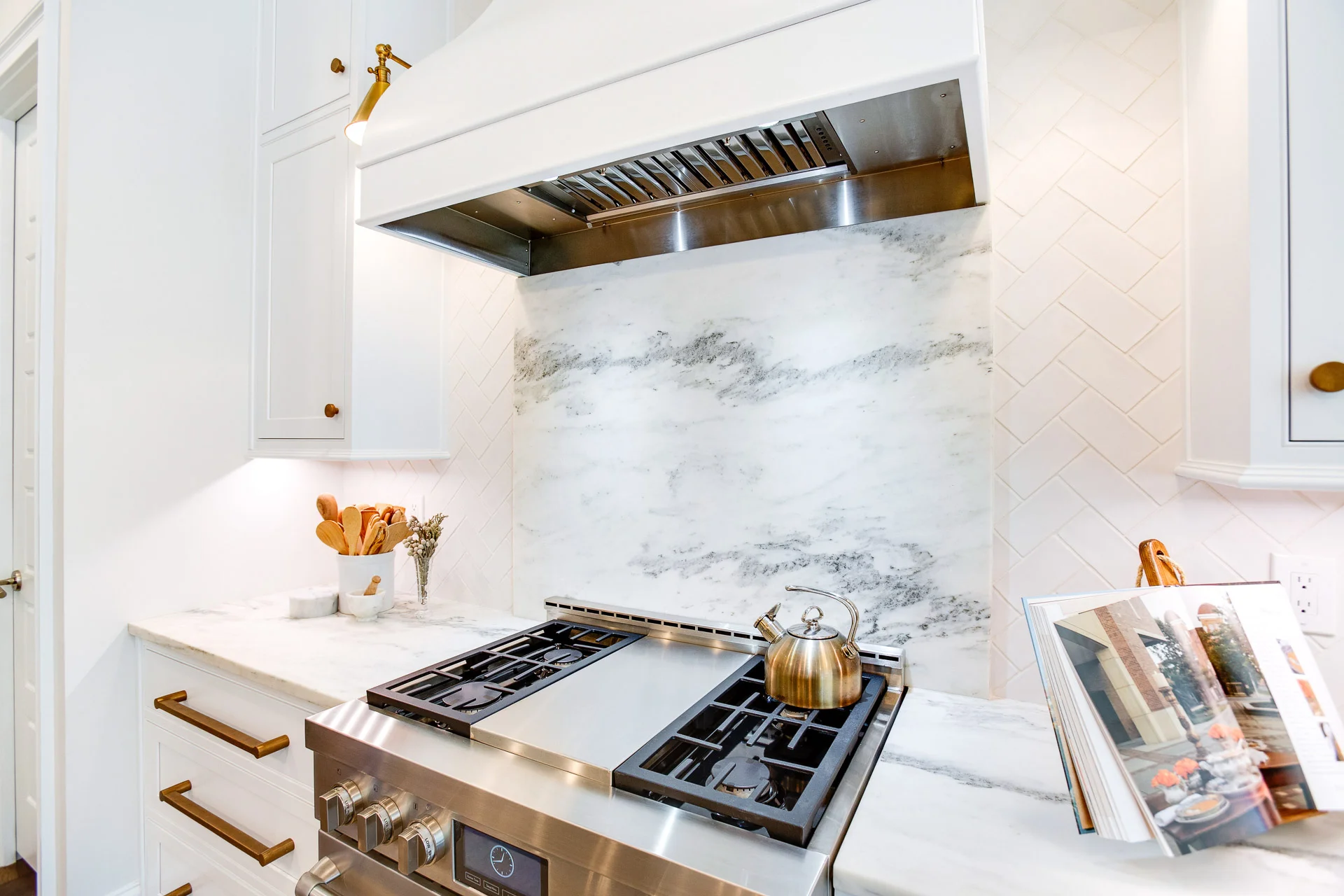 Kitchen Backsplash Ideas: Learn The Trends with Staying Power