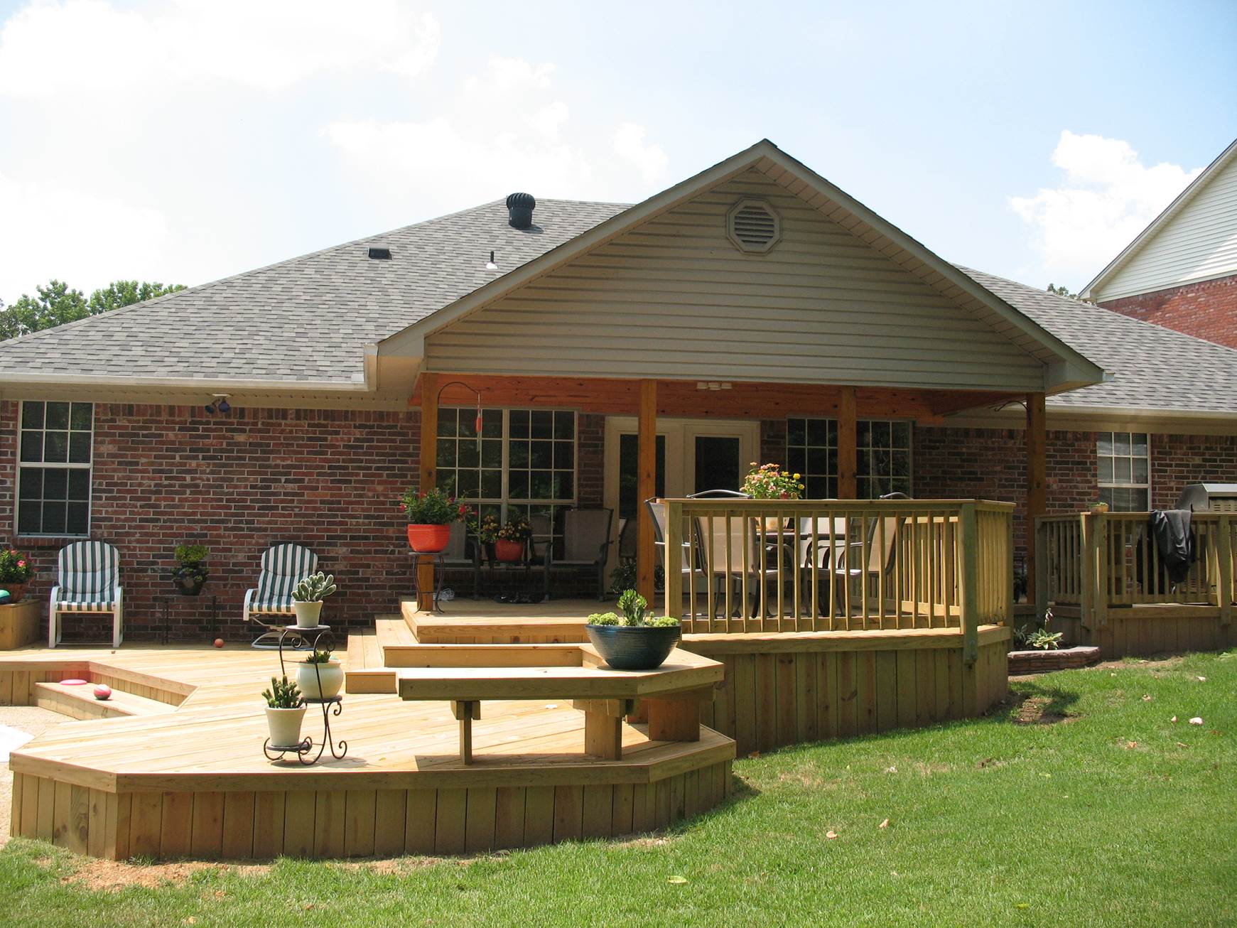 Multi-Level Deck Opens Up Yard in Arkansas | Archadeck custom decks, patios, sunrooms, and porch builder
