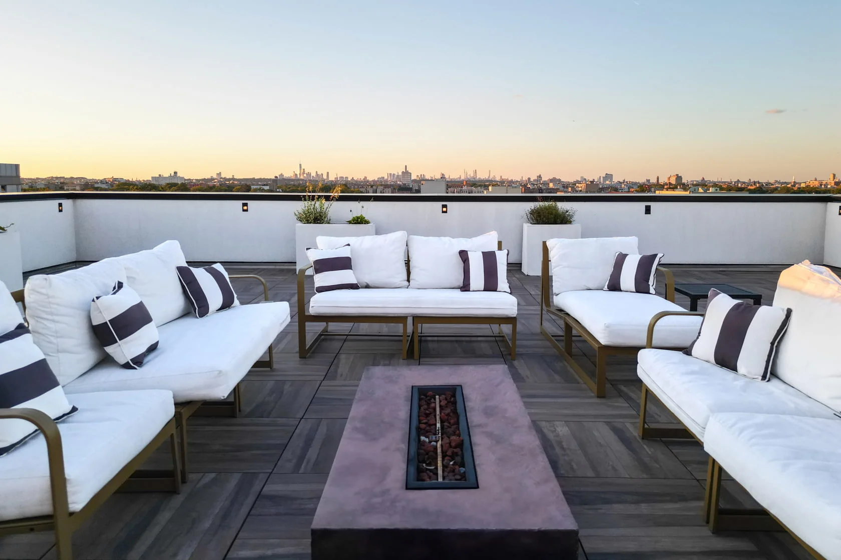 Roof Deck Contractor NYC | Vandeck Builders