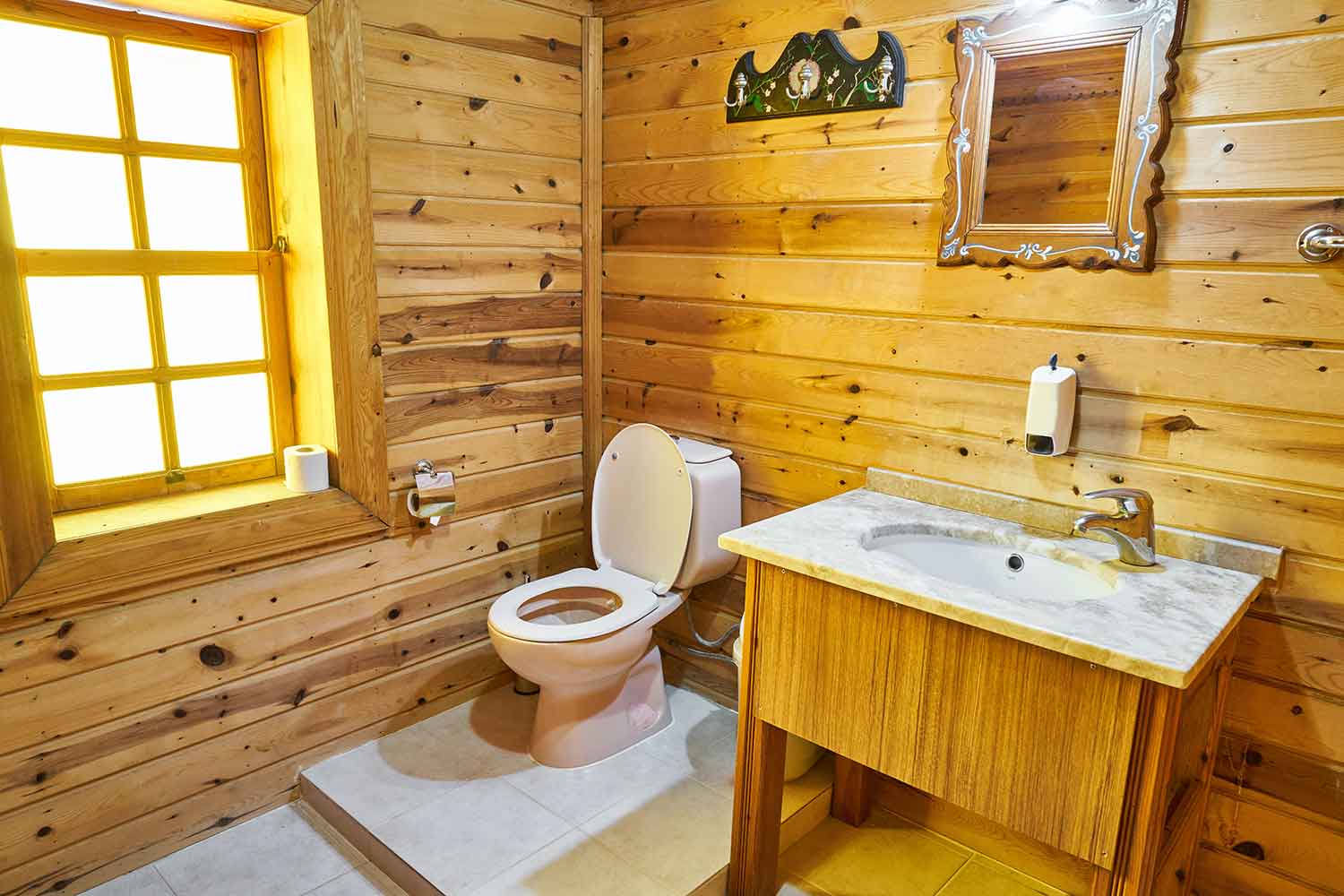 Small Rustic Bathroom Ideas on a Budget – EisenHome