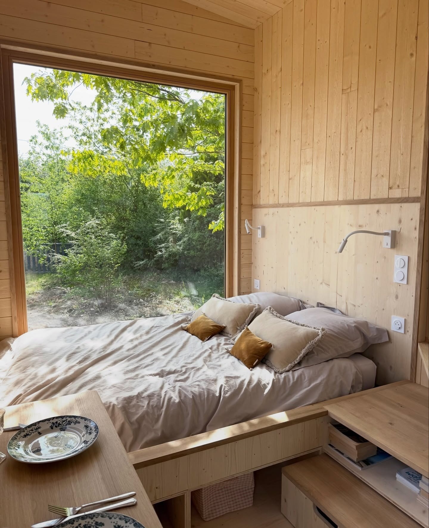 This French Tiny House May Be Small, but Its Artisanal Craftsmanship Is Mighty - autoevolution