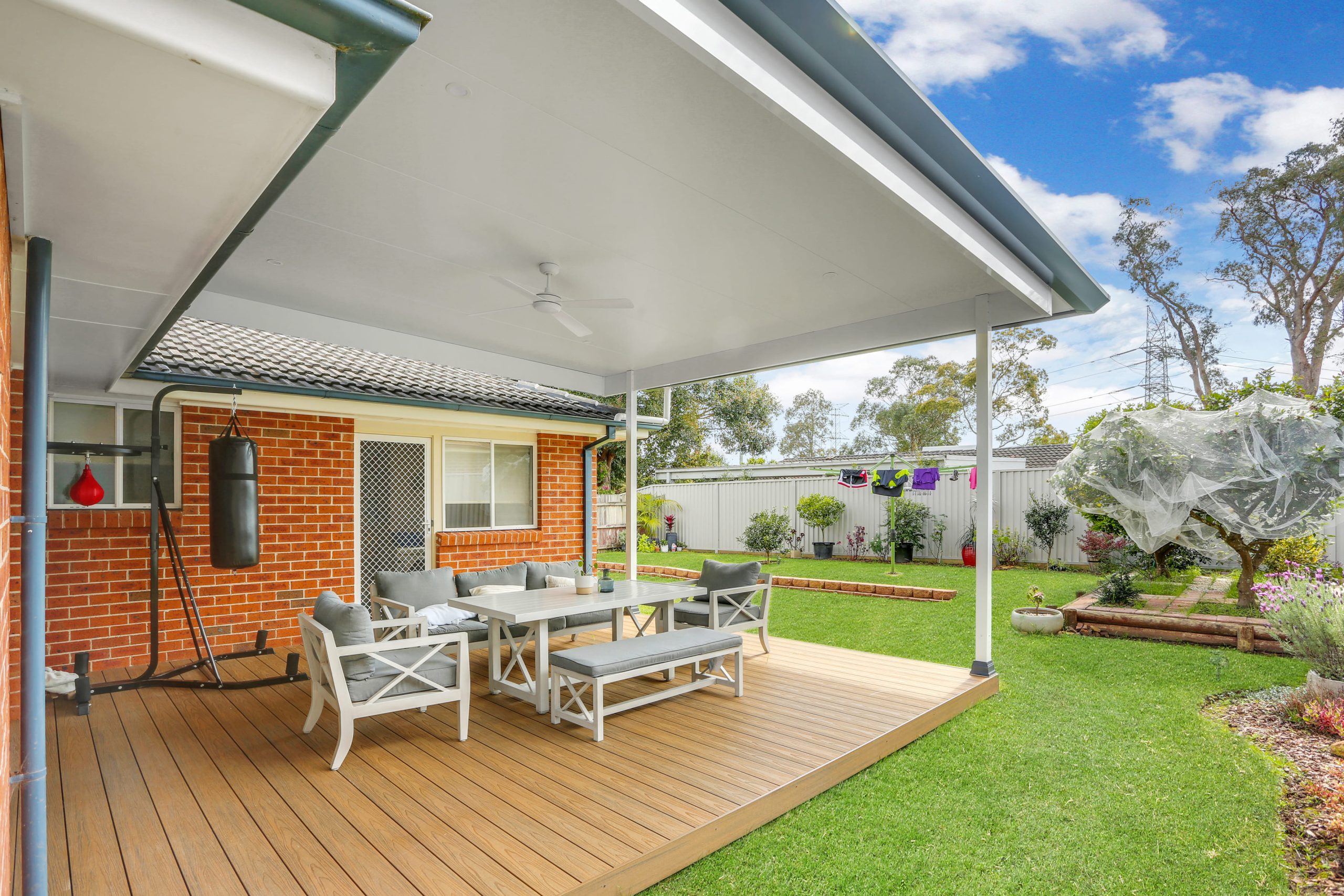 Transform Your Backyard with Deck and Pergola Combos