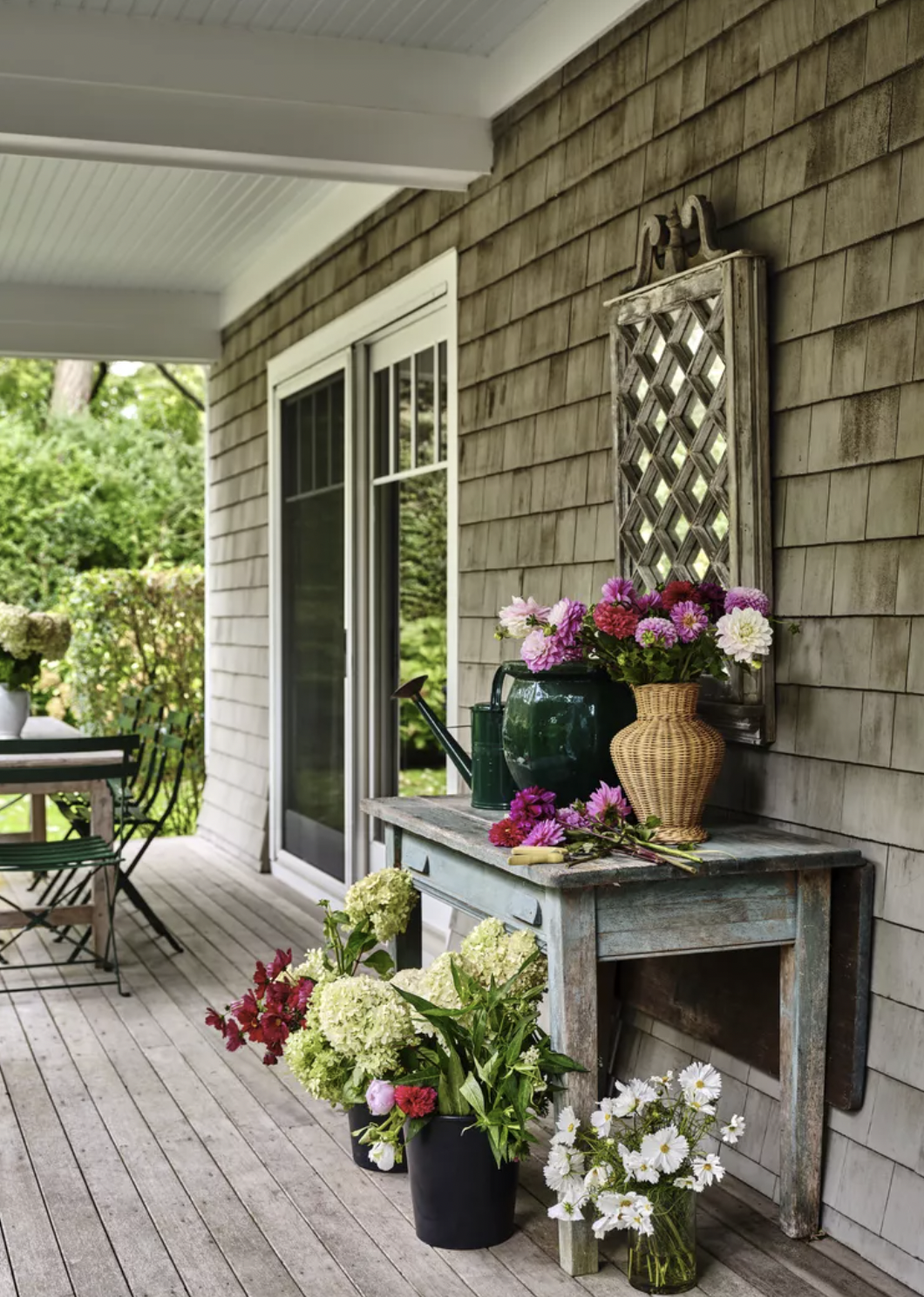 10 Backyard Deck Ideas on a Budget for a Stylish Outdoor Space