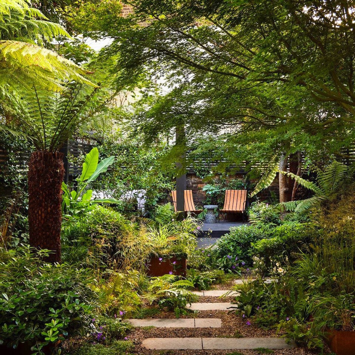 10 Shade Garden Ideas for Low Light Garden Corners