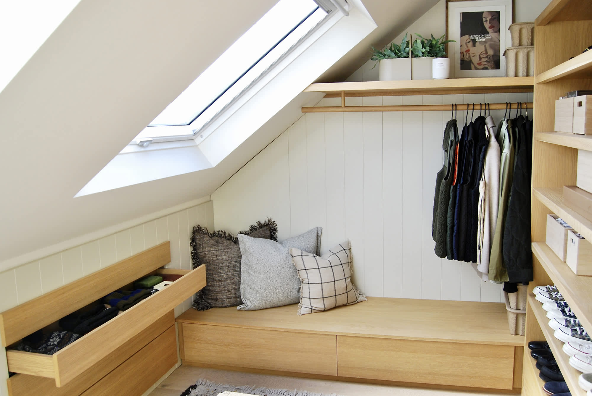 11 Stylish Walk-In Closet Ideas to Decorate and Organize Your Space | Apartment Therapy