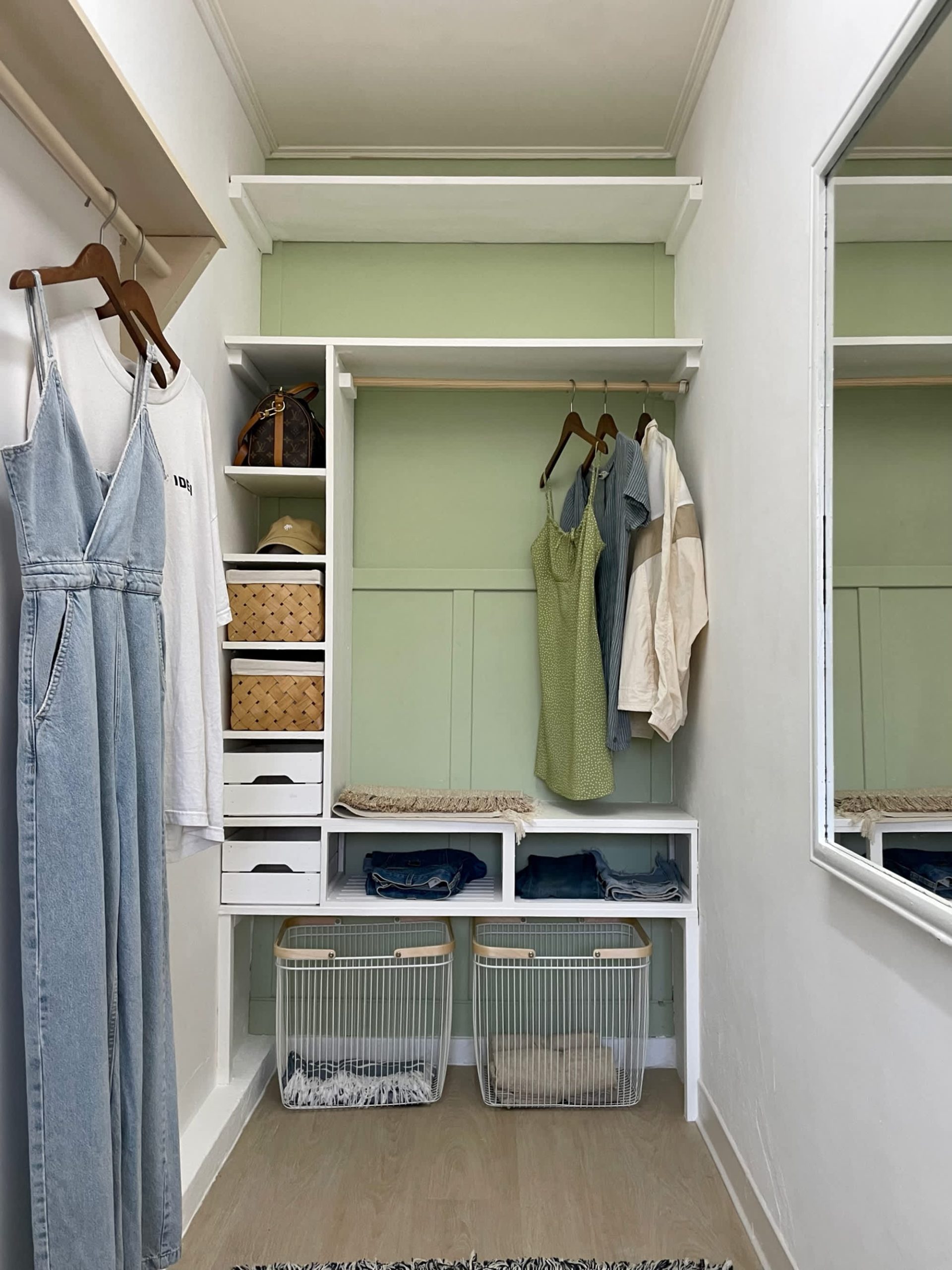 11 Stylish Walk-In Closet Ideas to Decorate and Organize Your Space | Apartment Therapy