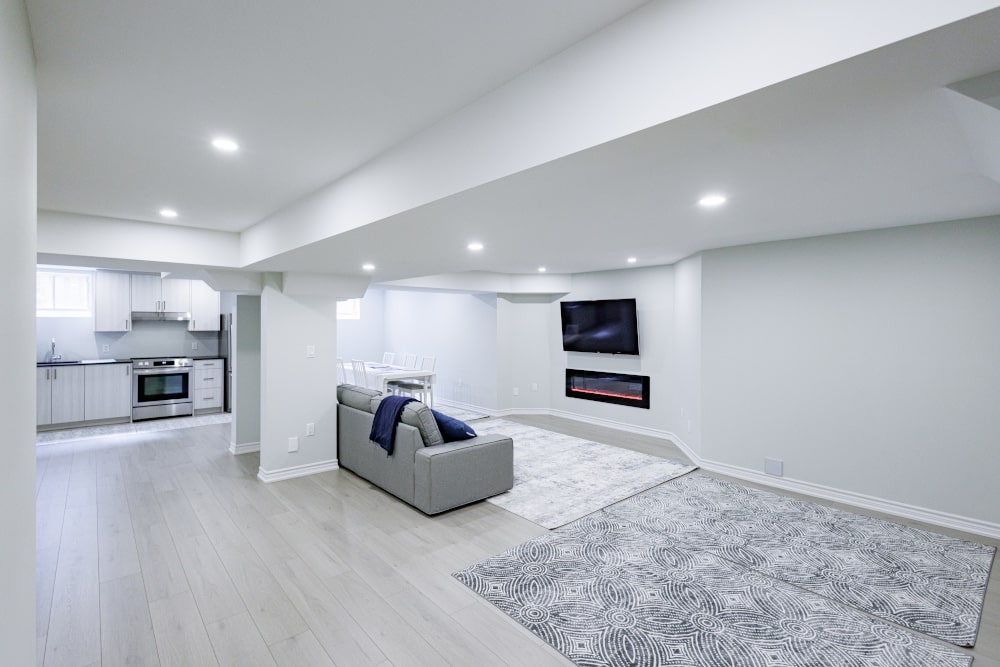15 Small basement renovation ideas: Maximizing Small Basement Spaces | RenoDuck