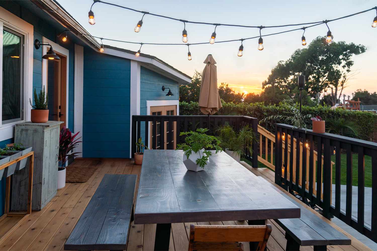 19 Deck Lighting Ideas to Brighten Your Outdoor Space