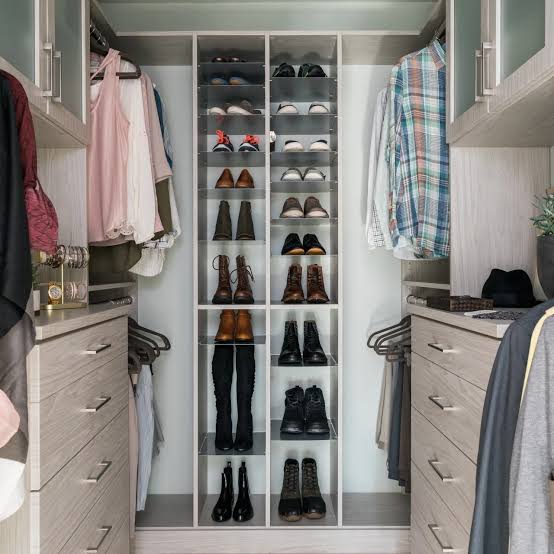 25 Walk-In Closet Organization Ideas | HGTV