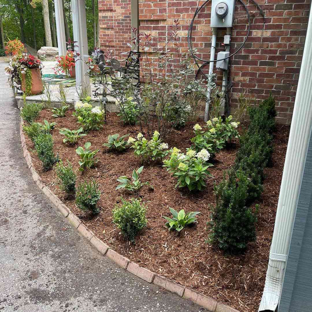 35 Corner Garden Ideas That Will Save You Space