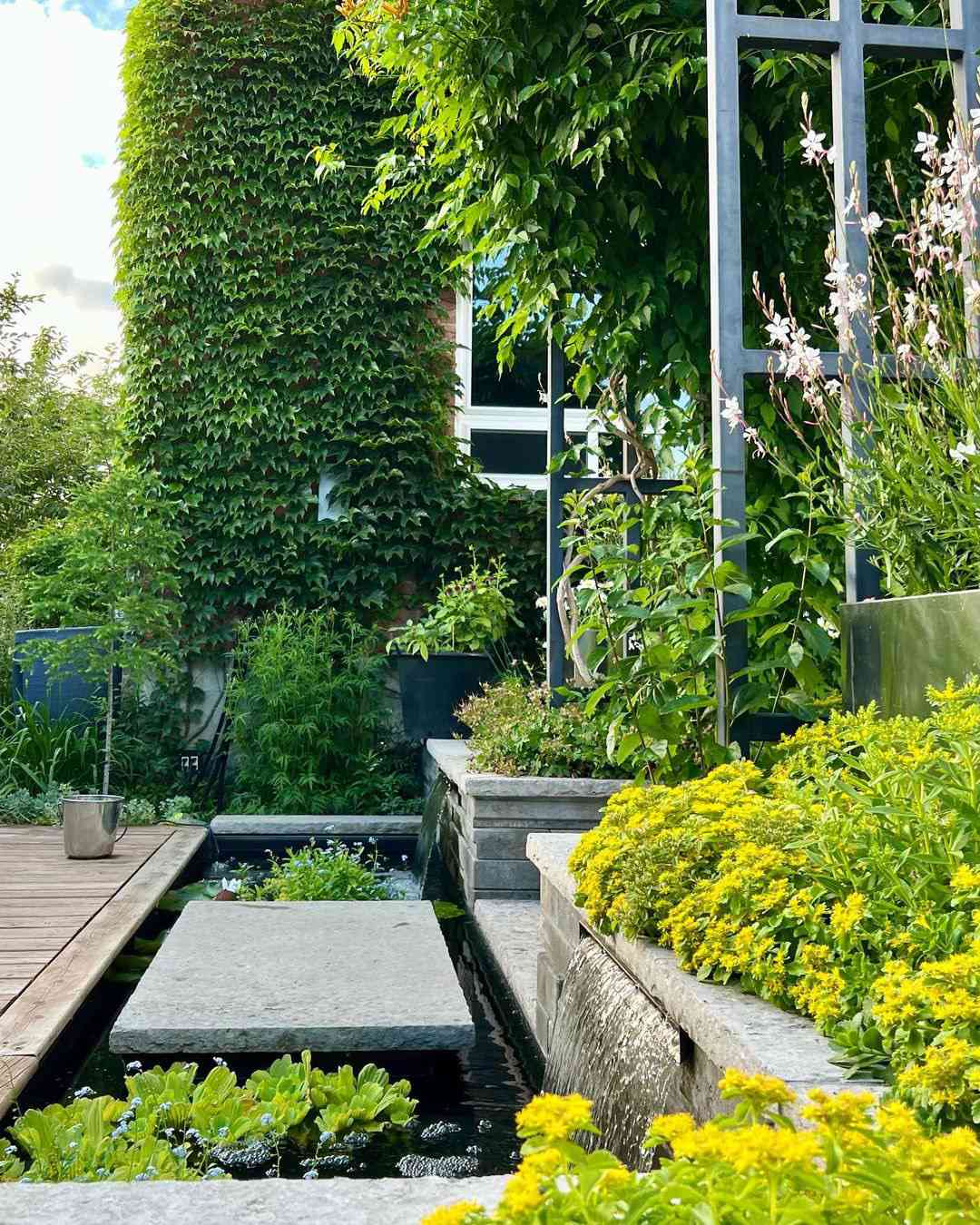 35 Corner Garden Ideas That Will Save You Space