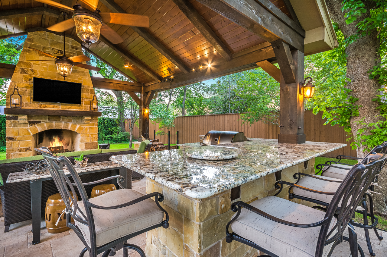 A Freestanding Patio Cover in the Lake Highlands area of Dallas