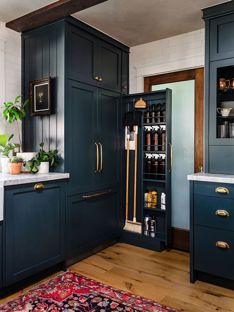 A Super-Efficient Walk-In Pantry and 6 More Kitchen Storage and Organization Ideas