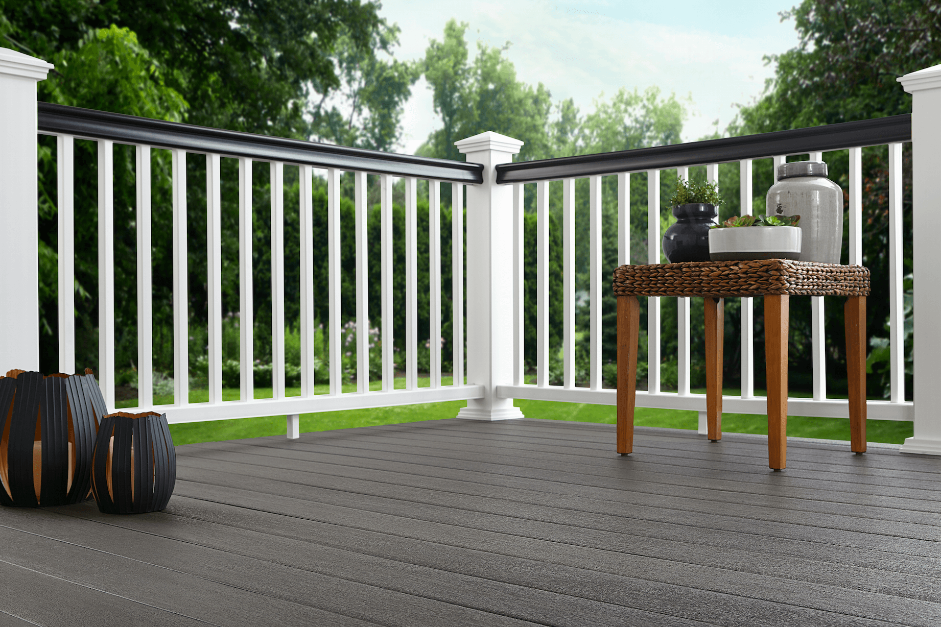 Best Aluminum or Composite Deck Railing in MI | C&L Ward