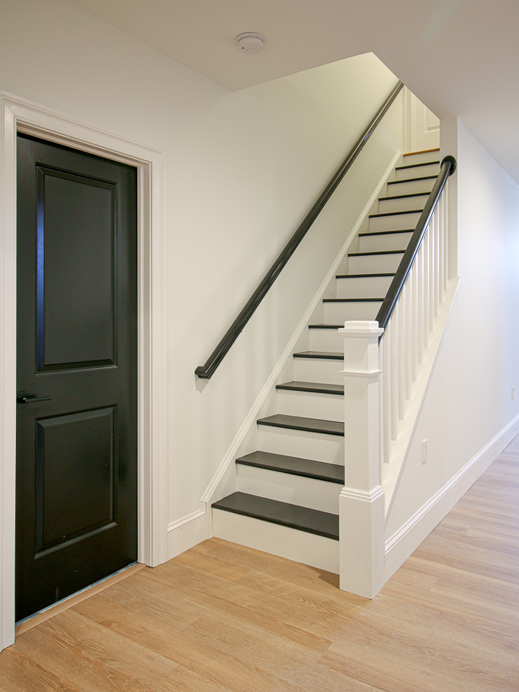 Best Paint for Stairs in a Basement