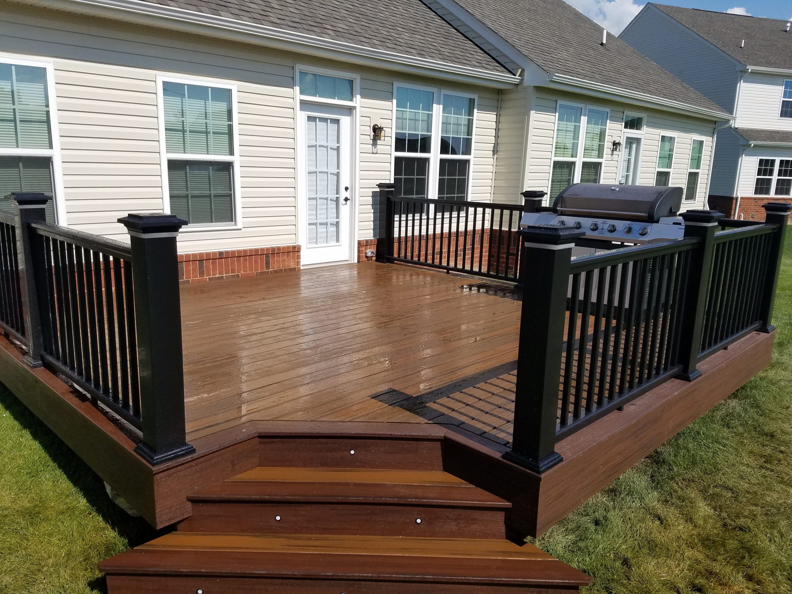 Custom Decks & Railing | Composite Decks & More