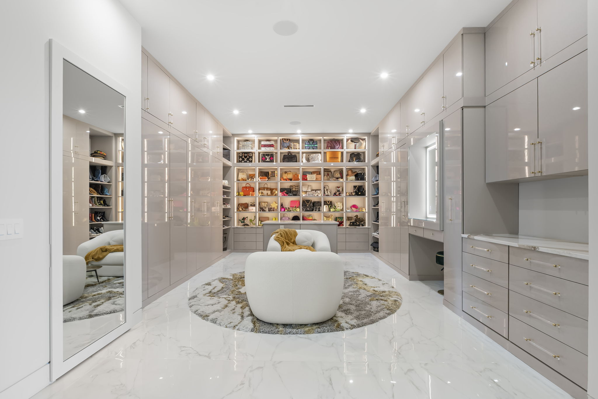 Custom Modern Closets | Tampa Bay Closet Remodel Company