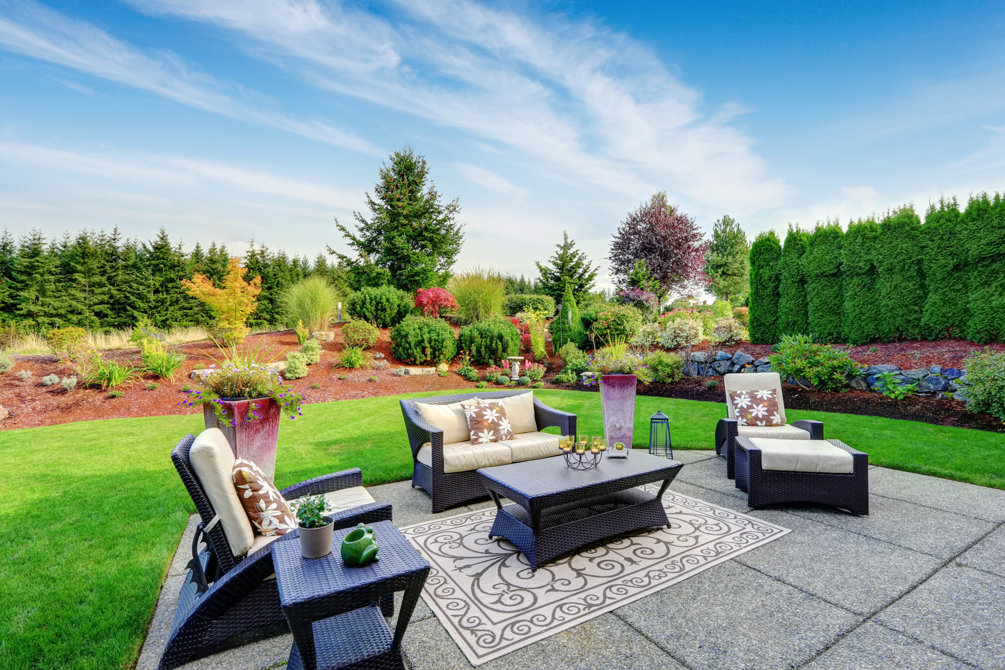 Designing an Outdoor Concrete Patio: 5 Patio Cover Ideas