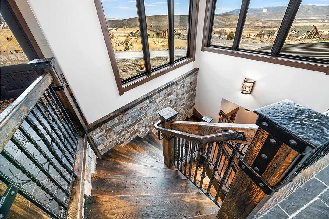 Harris Main Project | Custom Staircase | Heartland Stairways