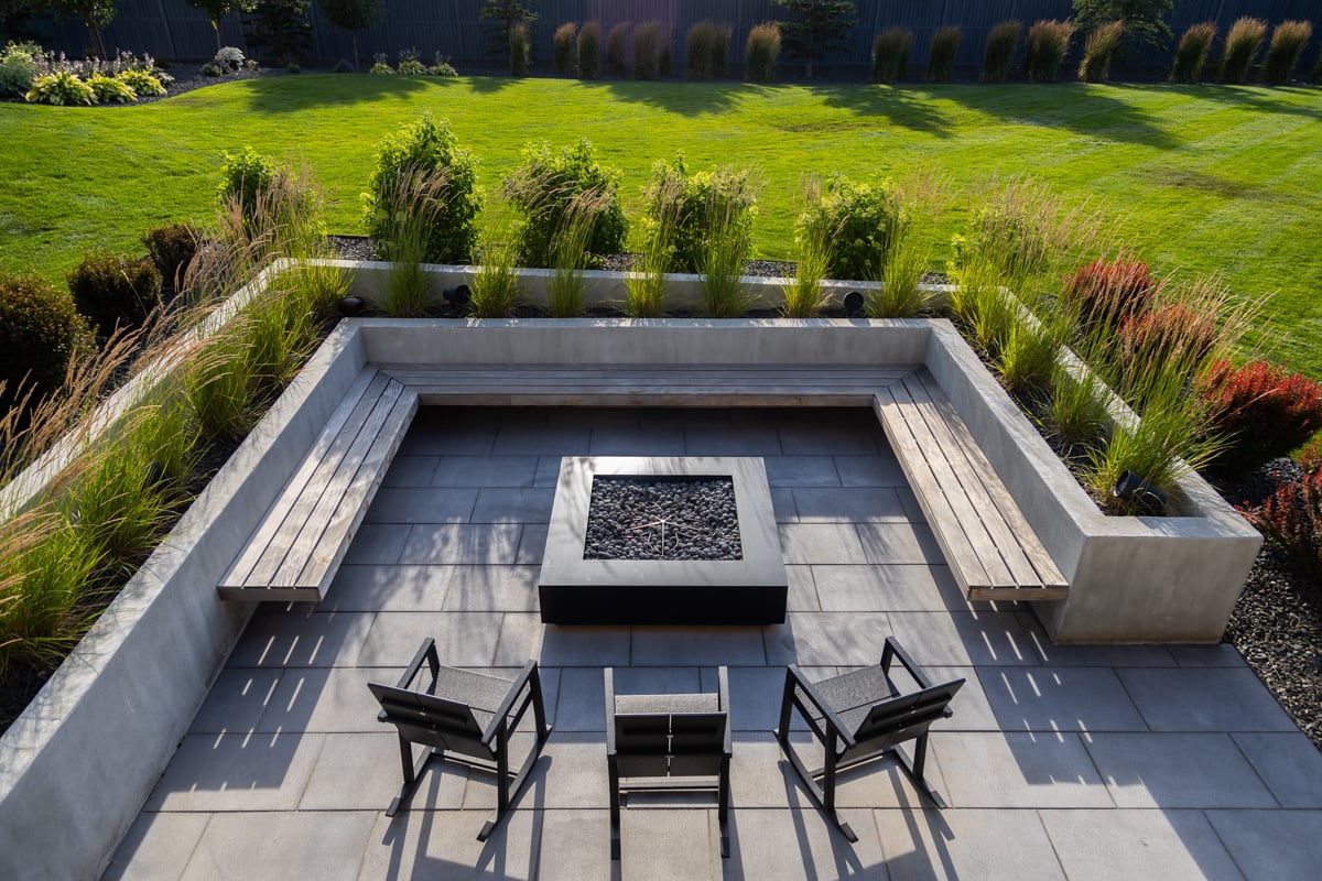 How Landscape Design Helps You Make Use of Large Outdoor Spaces
