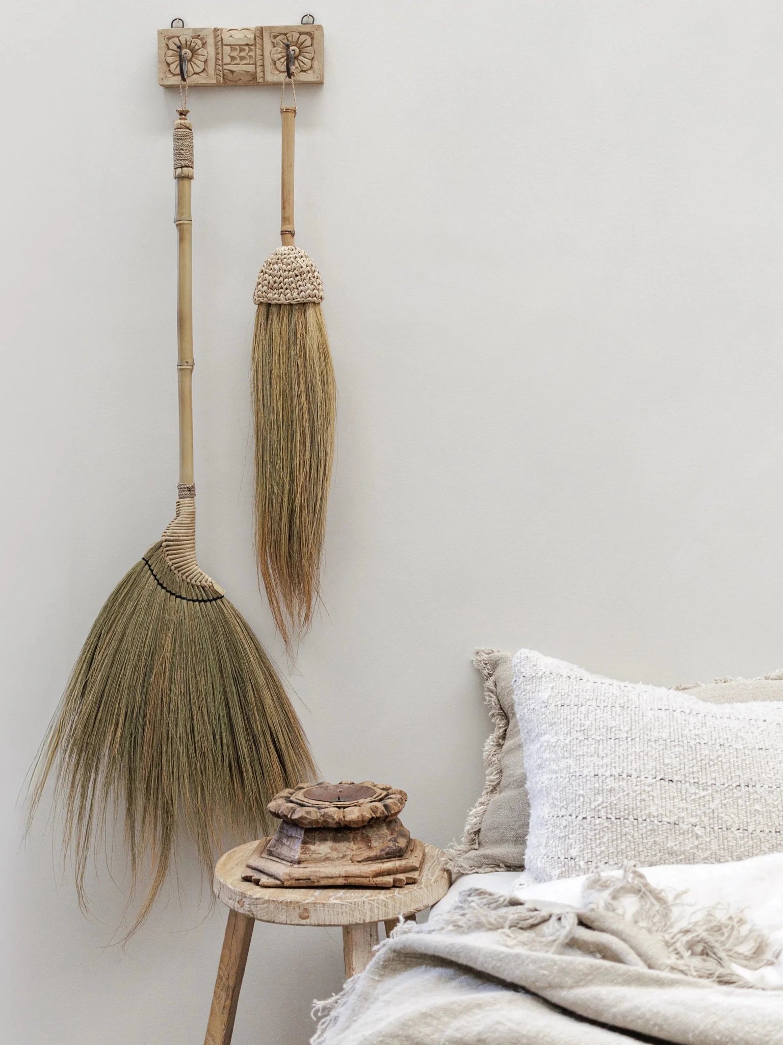 Kian Rayung Grass Decorative Broom | Natural Wall Decor