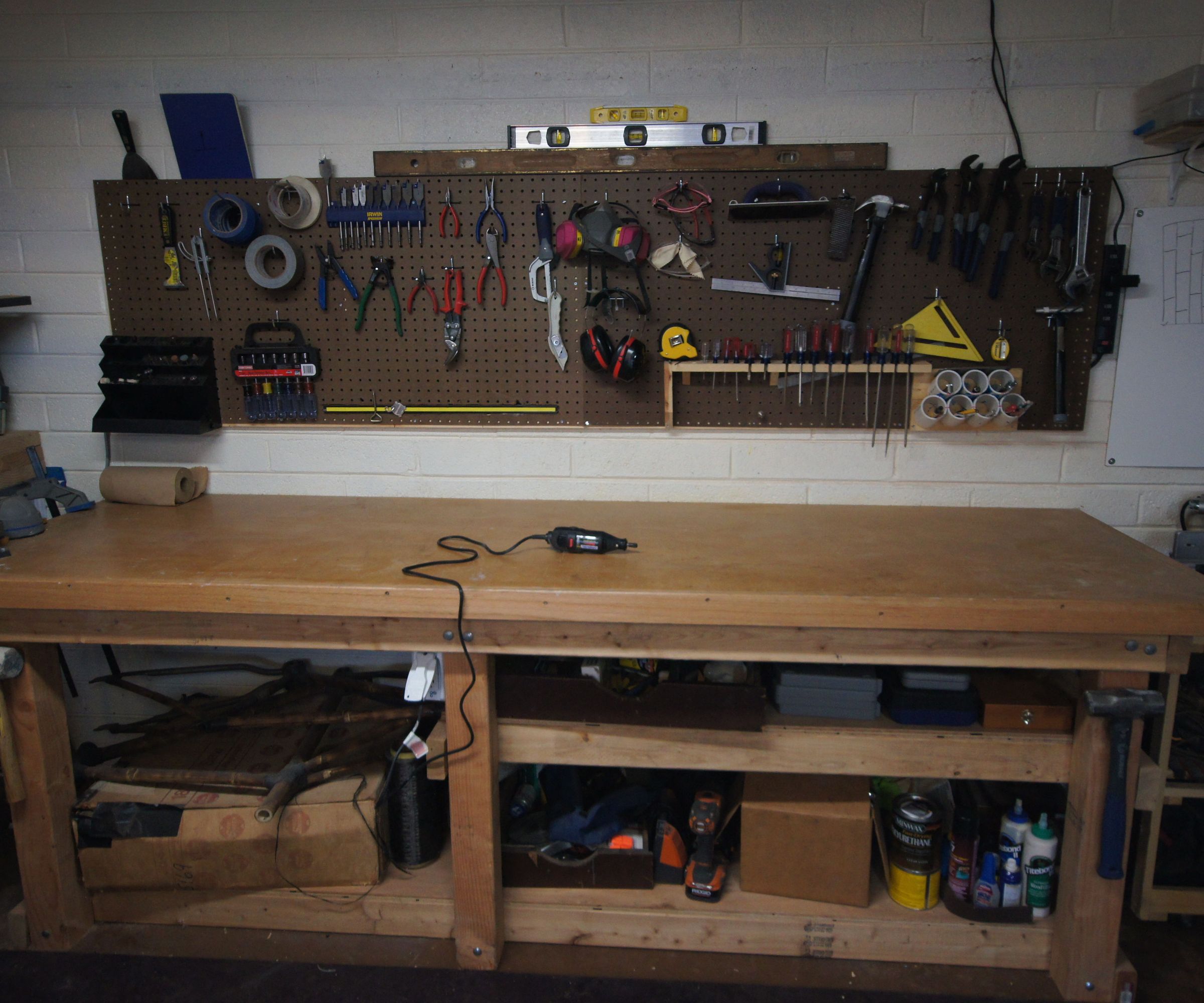 Low Waste, Simple, Rock Solid Workbench : 8 Steps (with Pictures) - Instructables