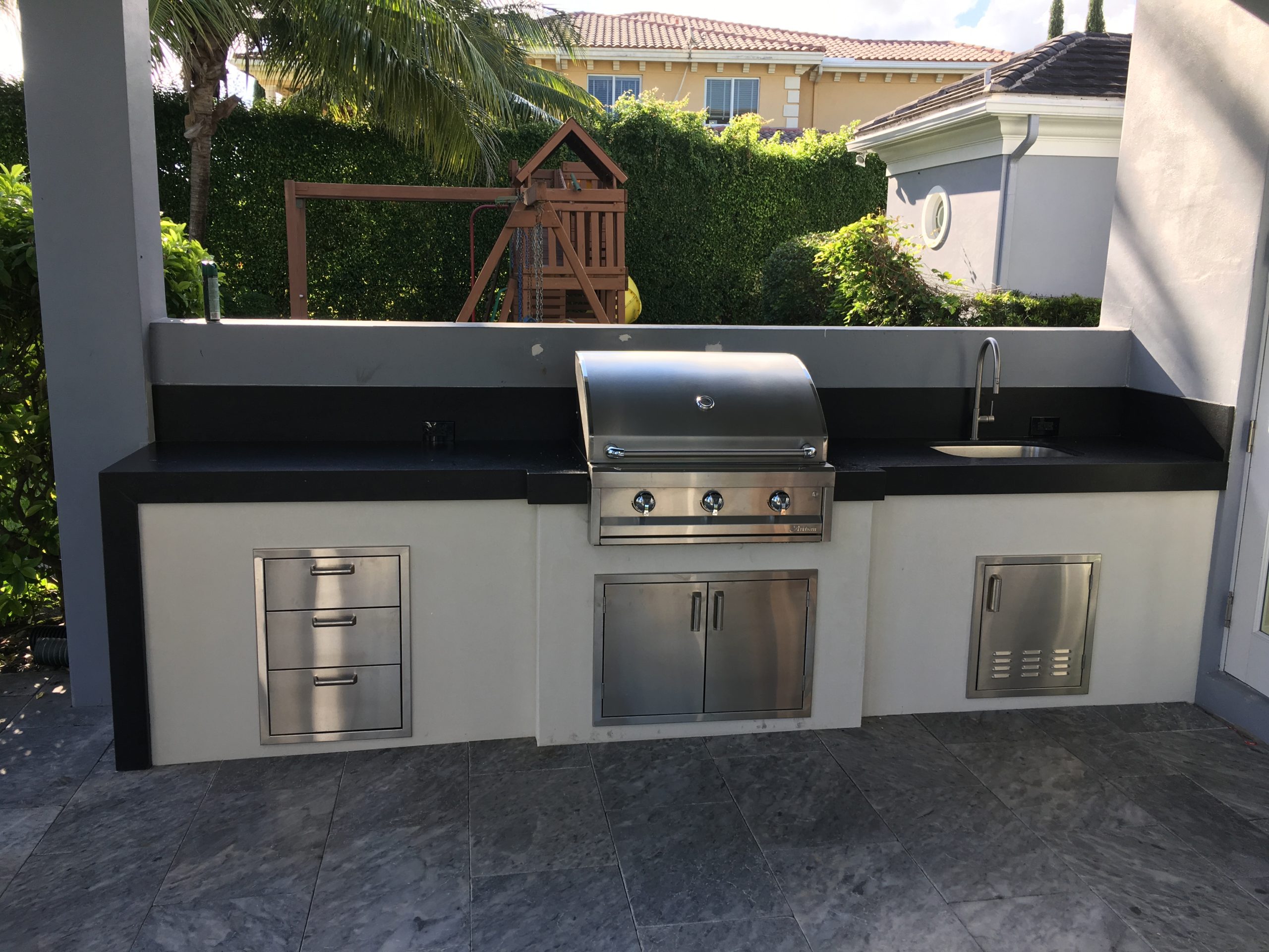 Modern Luxury Outdoors - The BBQ Depot