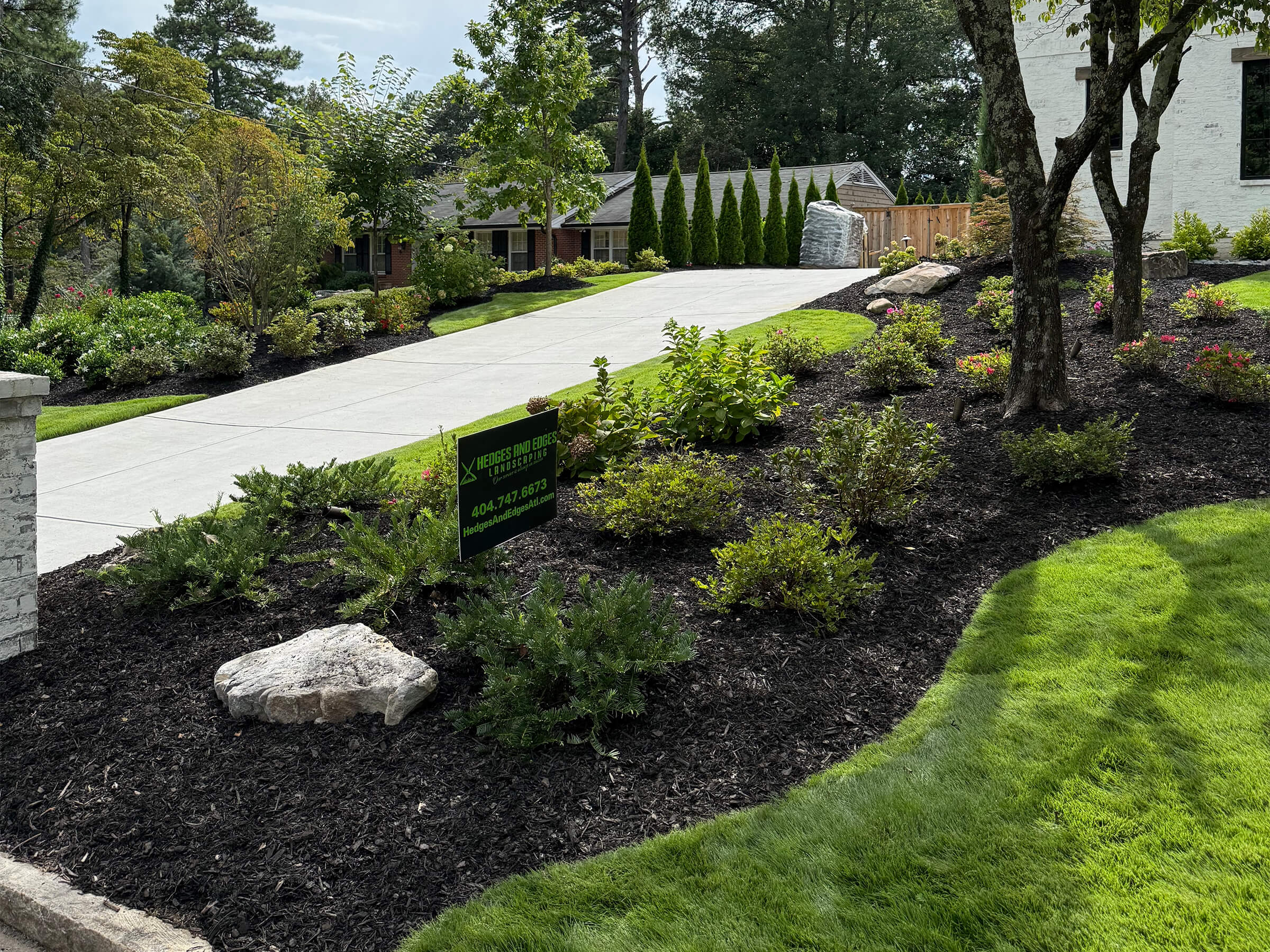 Mulch & Pine Straw Installation in Atlanta GA | Hedges & Edges Landscaping