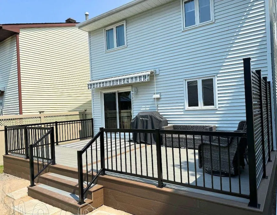 Picket Deck Railing Ottawa - Ottawa Deck and Rail