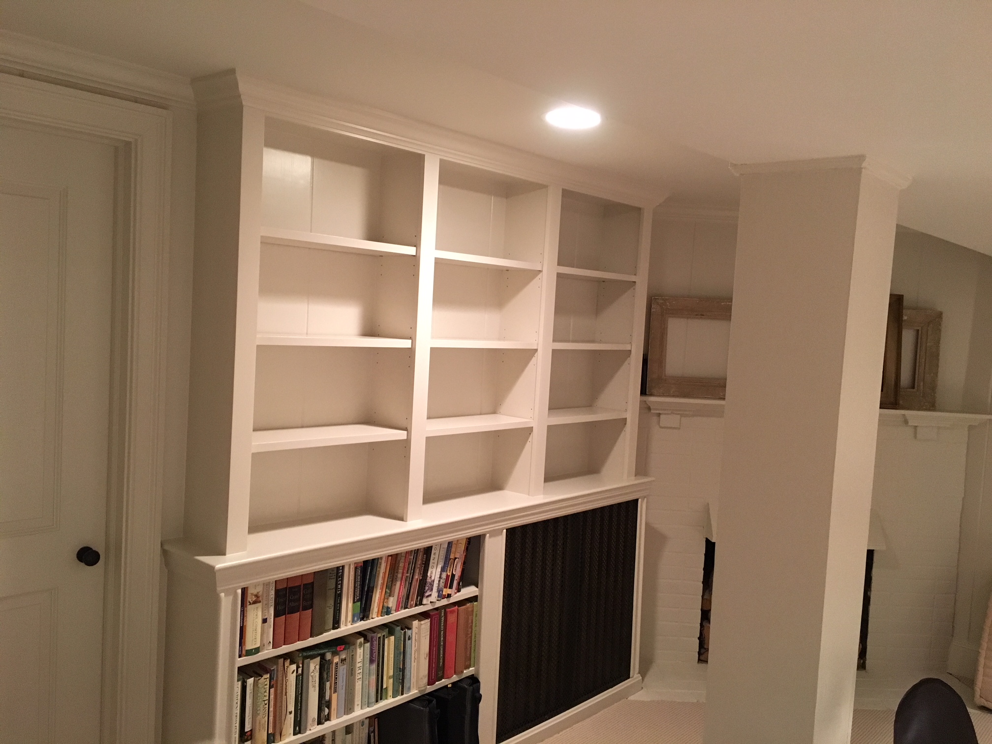 Shelves that fill up faster than you can build them – hogglestock