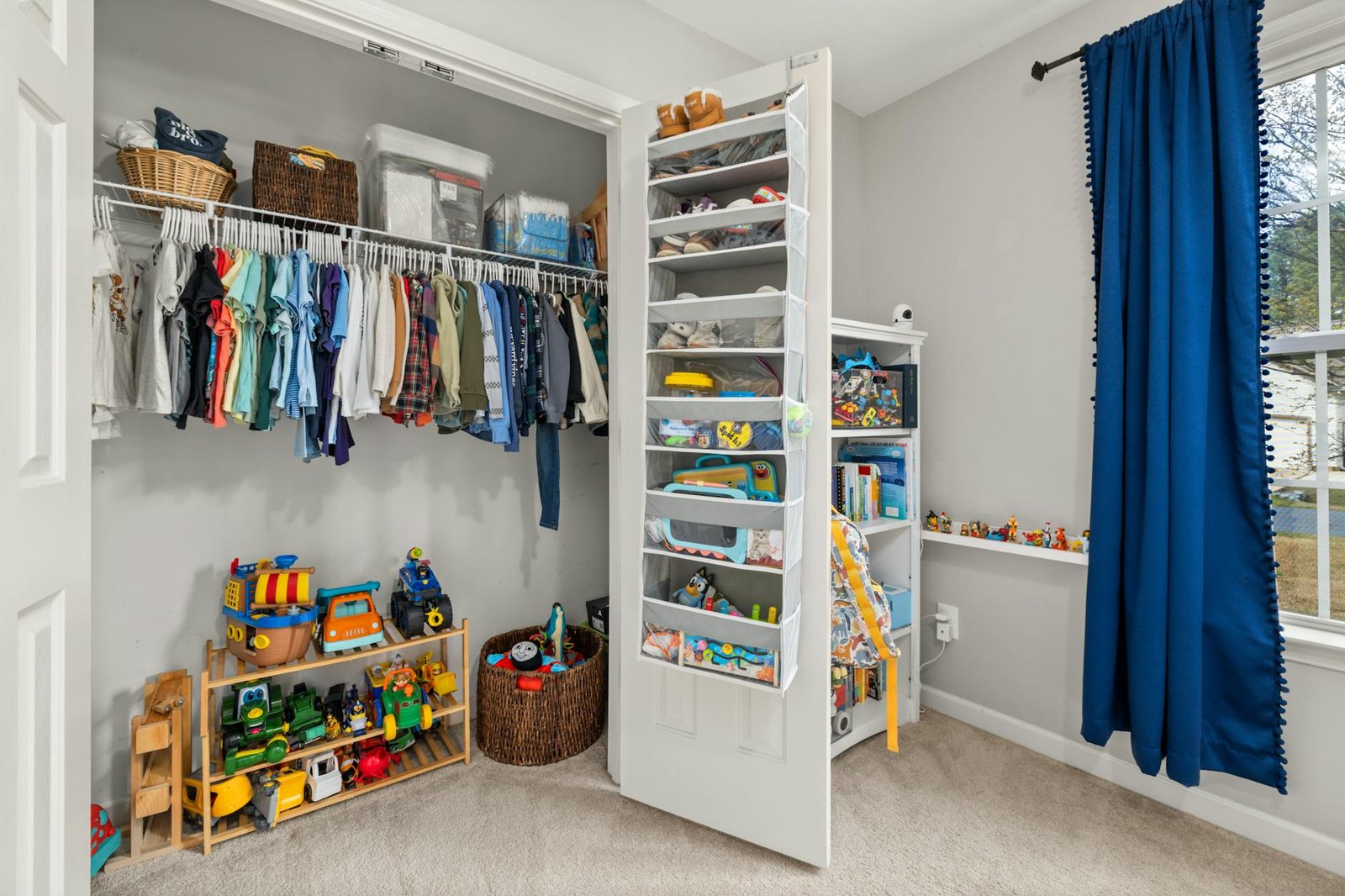 The Best Closet Organizer Systems for Small Spaces