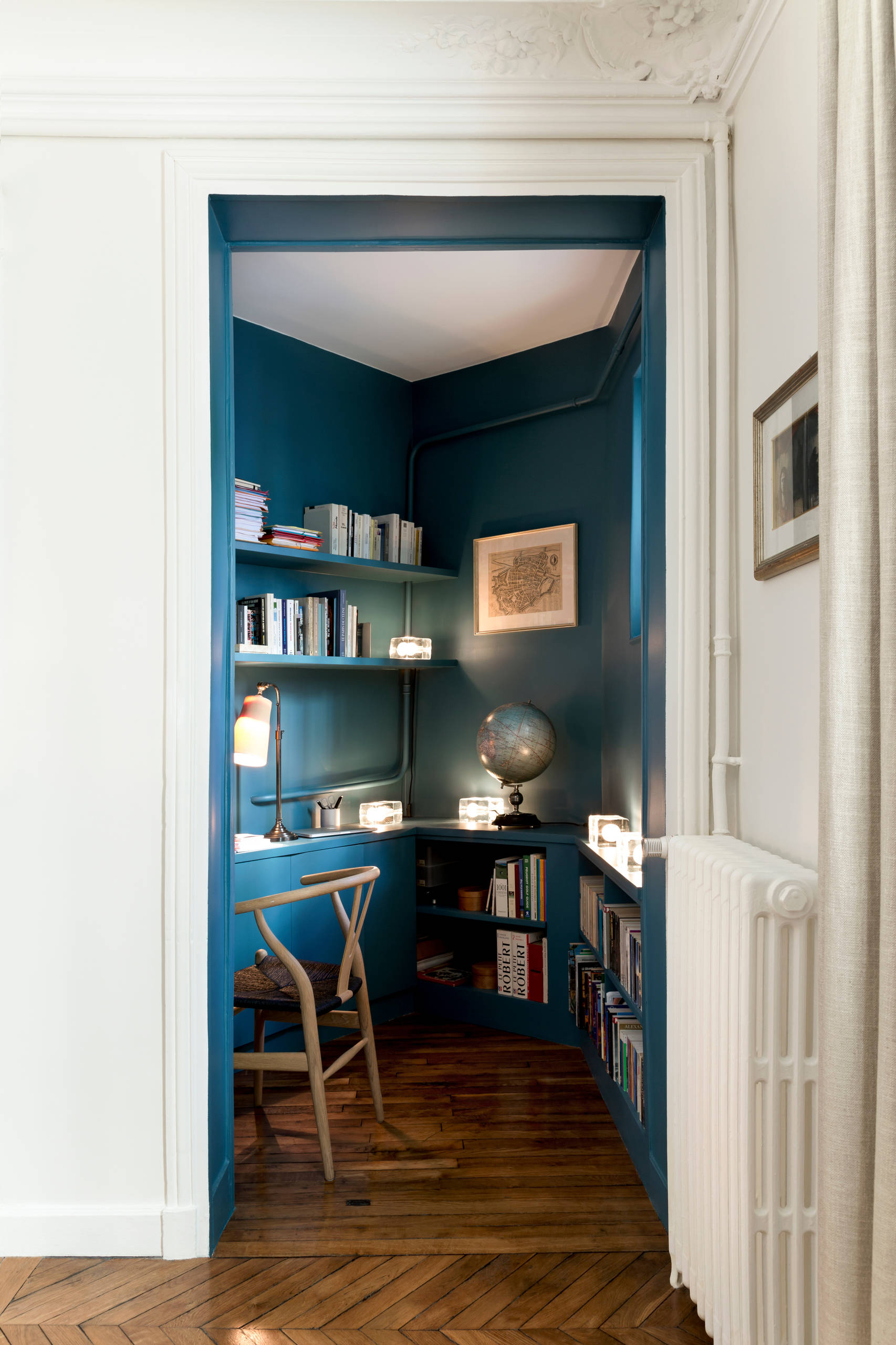 The Cloffice: Home Offices Hidden Inside Closet Doors | Houzz AU