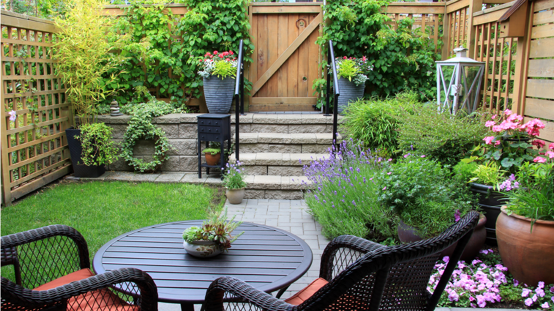 Transform a luxury home with these backyard landscaping ideas - Natalie Gregory & Co.