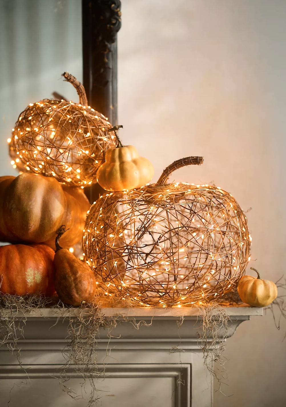 10 Halloween Living Room Decor Ideas You'll Love — serenaajoyce