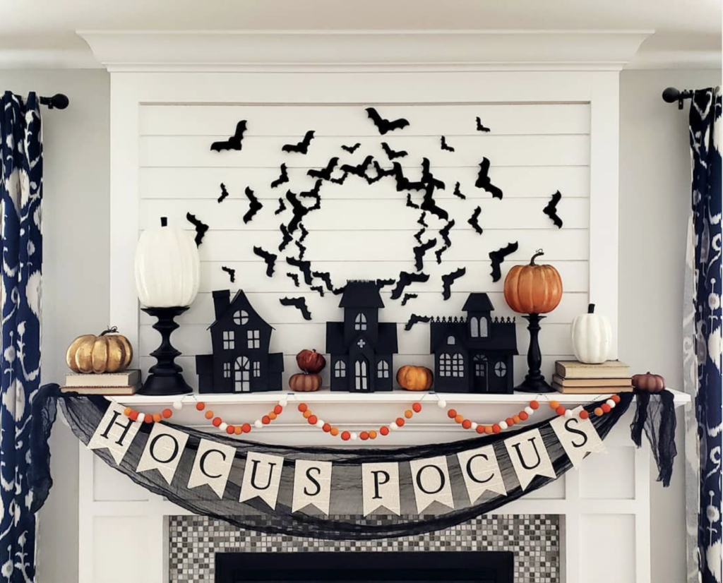 11 simple ways to decorate your mantle for Halloween – The Holiday Magician
