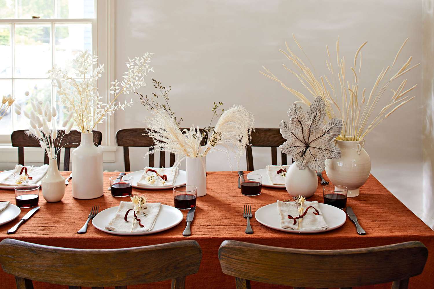 15 Stunning Table Décor Ideas to Elevate Any Meal