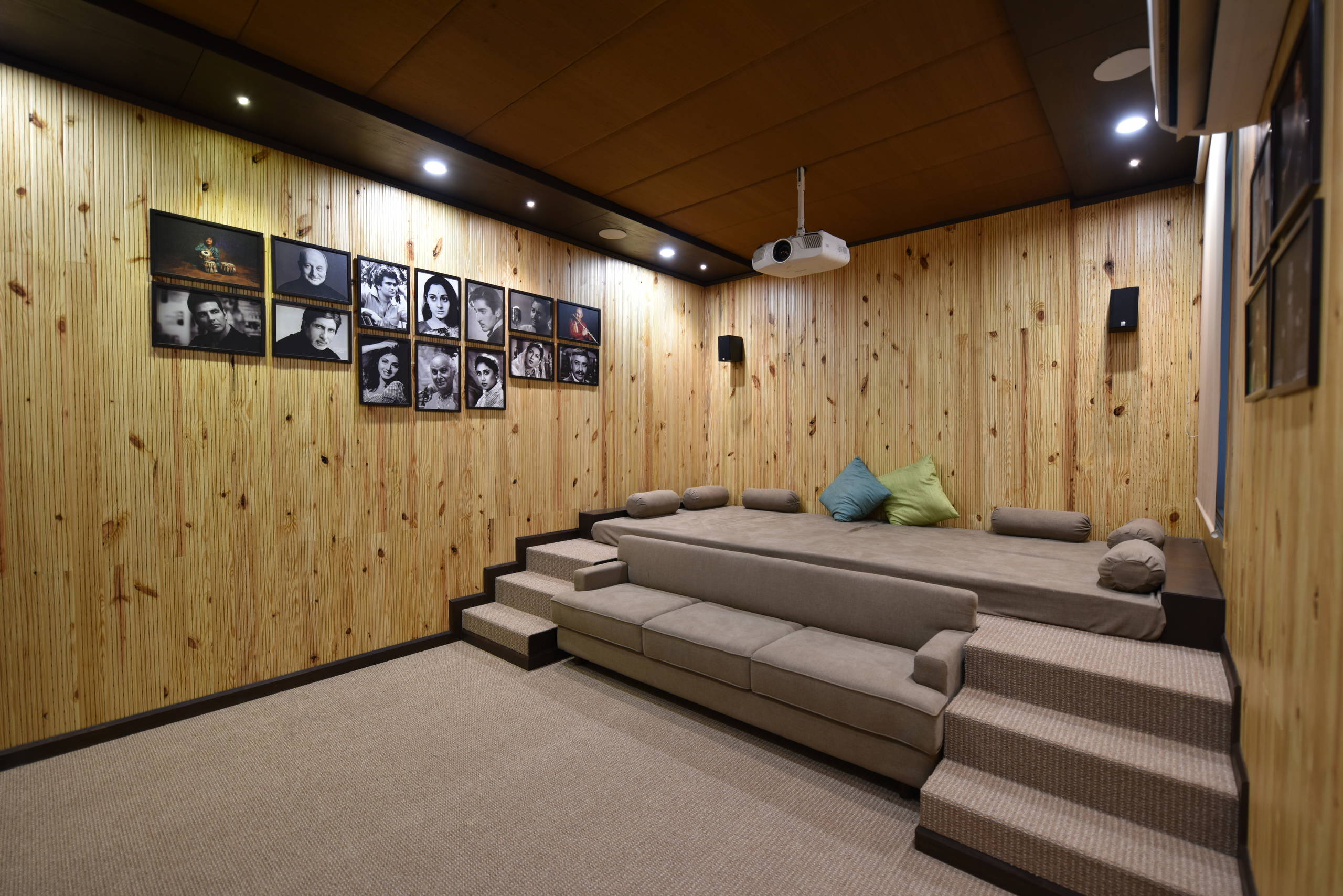 20 Dreamy Home Theatres, Big & Small