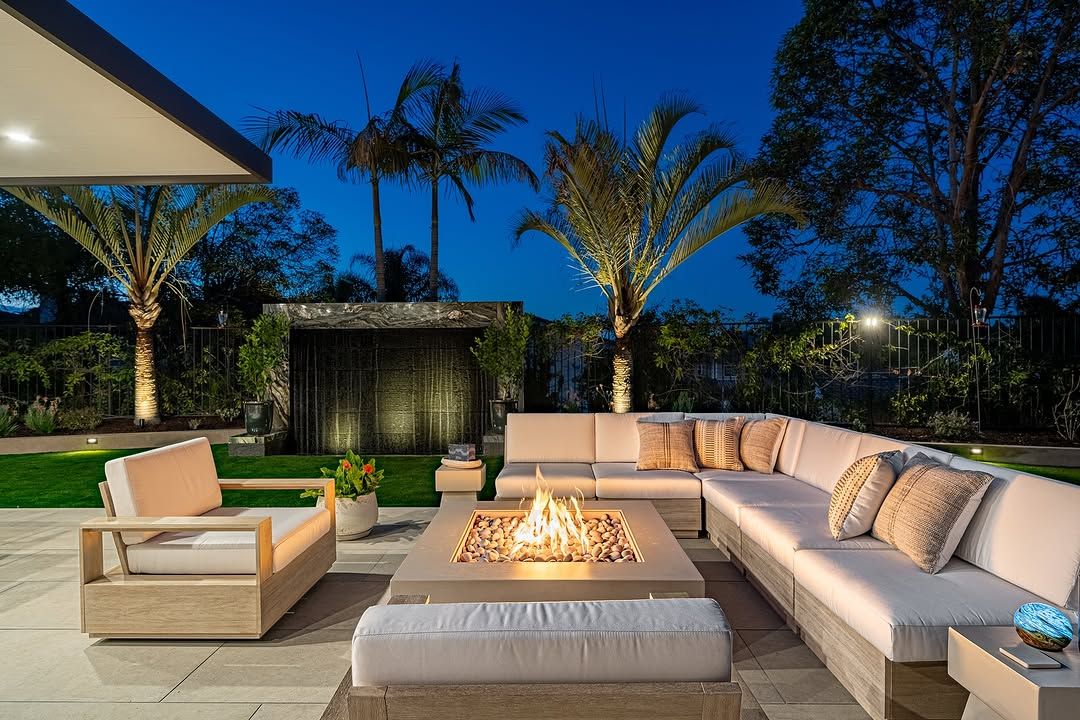 20 Fire Pit Design Ideas for 2026 Smart Homeowners Use to Anchor Their Backyard Layout